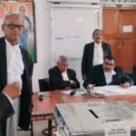 जामताड़ा : बार काउंसिल ऑफ झारखंड के 23 सदस्य टीम चयन को लेकर जिला अधिवक्ता संघ सभागार में मतदान संपन्न