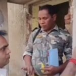 धनबाद : प्रिंस खान के खिलाफ पुलिस का कसा शिकंजा, प्रिंस खान और गोपी खान के घर पर इश्तेहार चस्पा किया