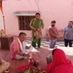 जामताड़ा : गांधी मैदान स्थित शिव मंदिर में माता पार्वती की मूर्ति क्षतिग्रस्त, स्थानीय लोगों में भारी आक्रोश