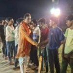 जामताड़ा : पियालसोला में रात्रि क्रिकेट टूर्नामेंट का शुभारंभ, युवाओं में दिखा उत्साह