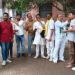 झरिया : दिशोम गुरु शिबू सोरेन को पद्म भूषण सम्मान मिलने पर झामुमो कार्यकर्ताओं ने खुशी का किया इजहार