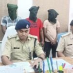 जामताड़ा : घर पर कर रहे थे साइबर ठगी, पुलिस ने तीन साइबर अपराधियों को रंगे हांथ दबोचा