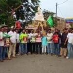 जामताड़ा : दिल्ली में छात्र आंदोलन पर कार्रवाई के विरोध में JMM का प्रदर्शन, केंद्र सरकार का फूंका पुतला