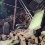 कतरास : तेज आवाज के साथ हुआ भू-धंसान, बाइक समेत आधा दर्जन घर जमीनदोज