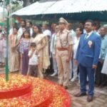 झरिया : झरिया थाना प्रभारी शशि रंजन ने राष्ट्रीय ध्वज तिरंगा फहराया