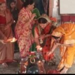 झरिया : श्रावण मास की अंतिम सोमवारी पर शिवालयों में पूजा- अर्चना को लेकर उमड़ा भक्तों का भीड़